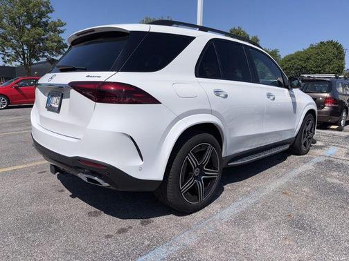 MANUFAKTUR Moonlight White Metallic 2024 Mercedes-Benz GLE 450 Plug-In Hybrid 4MATIC