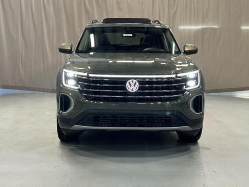 2026 Volkswagen Atlas 2.0T SE w/Technology 4MOTION