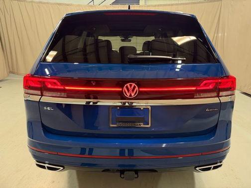 2025 Volkswagen Atlas 2.0T SEL Premium R-Line 4MOTION