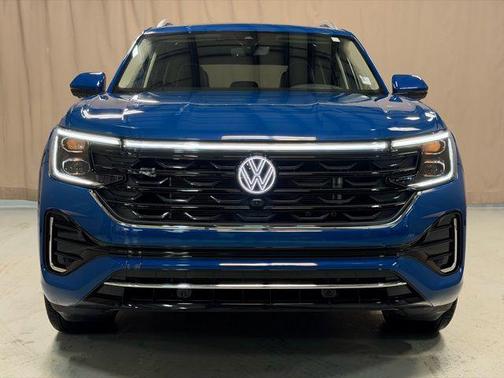 2025 Volkswagen Atlas 2.0T SEL Premium R-Line 4MOTION