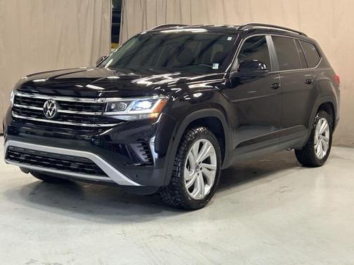 2023 Volkswagen Atlas 3.6L SE w/Technology