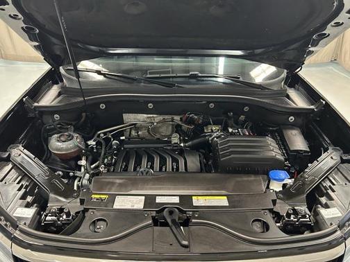 2023 Volkswagen Atlas 3.6L SE w/Technology