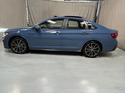 2025 Volkswagen Jetta GLI 2.0T Autobahn