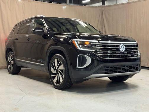 Deep Black 2025 Volkswagen Atlas 2.0T SEL