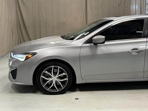 2019 Acura ILX Premium Package