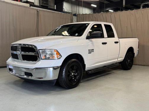 Bright White Clearcoat 2024 RAM 1500 Classic SLT