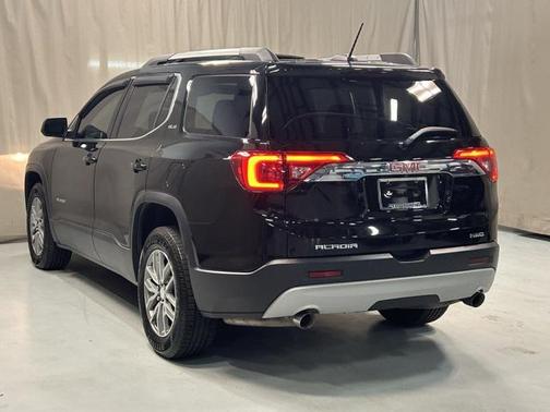 2018 GMC Acadia SLE-2