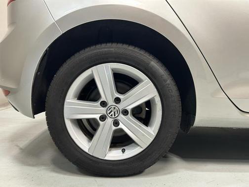 2017 Volkswagen Golf TSI Wolfsburg Edition 4-Door