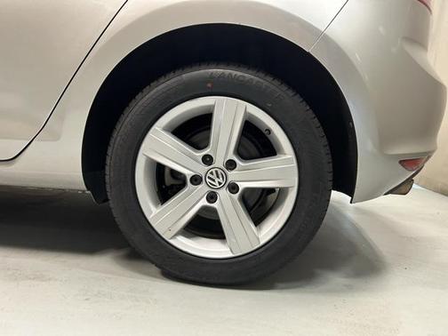 2017 Volkswagen Golf TSI Wolfsburg Edition 4-Door