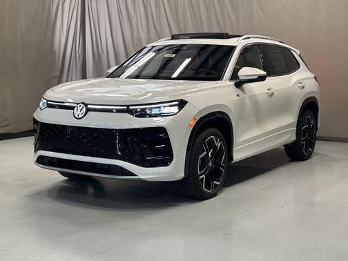 2026 Volkswagen Tiguan 2.0T SEL R-Line 4MOTION