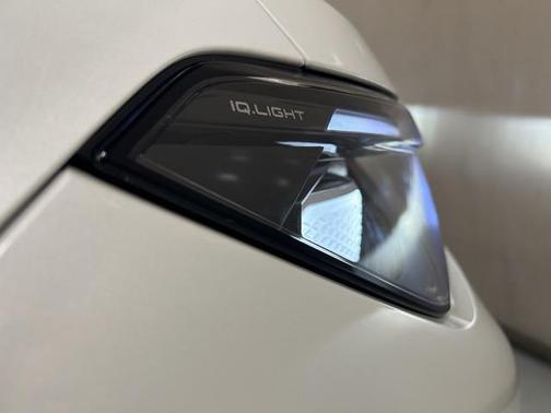 2026 Volkswagen Tiguan 2.0T SEL R-Line 4MOTION