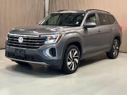 2024 Volkswagen Atlas 2.0T SE w/Technology 4MOTION