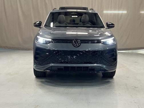 2026 Volkswagen Tiguan 2.0T SE R-Line Black 4MOTION