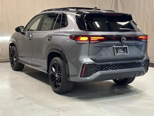 2026 Volkswagen Tiguan 2.0T SE R-Line Black 4MOTION