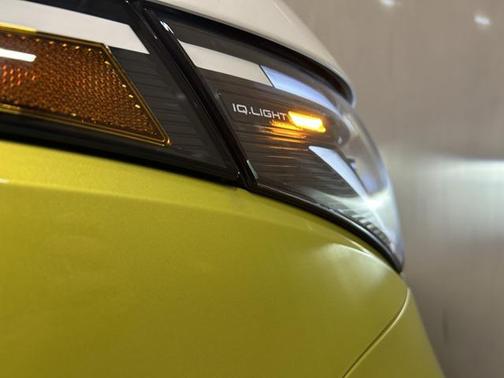 2025 Volkswagen ID. Buzz 1st Edition with 4MOTION