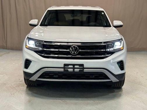 2023 Volkswagen Atlas Cross Sport 2.0T SE w/Technology 4MOTION