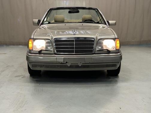 1995 Mercedes-Benz E-Class E 320