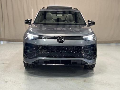 2026 Volkswagen Tiguan 2.0T SE R-Line Black 4MOTION