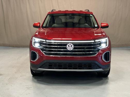 2024 Volkswagen Atlas 2.0T SE w/Technology 4MOTION