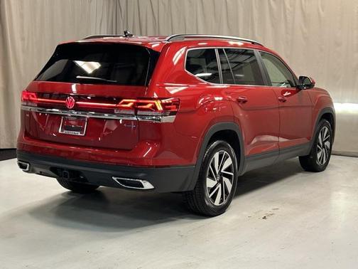 2024 Volkswagen Atlas 2.0T SE w/Technology 4MOTION