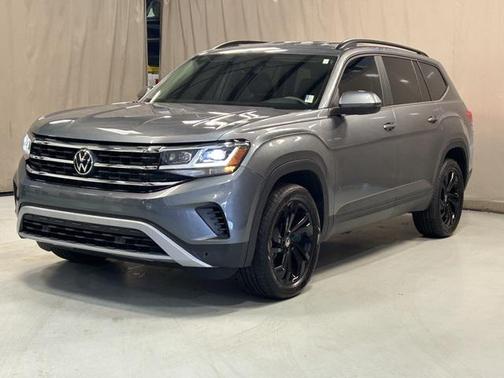 2022 Volkswagen Atlas 2.0T SE w/Technology