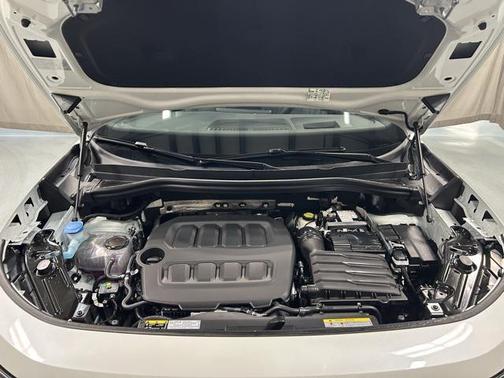 2026 Volkswagen Tiguan 2.0T SE R-Line Black 4MOTION