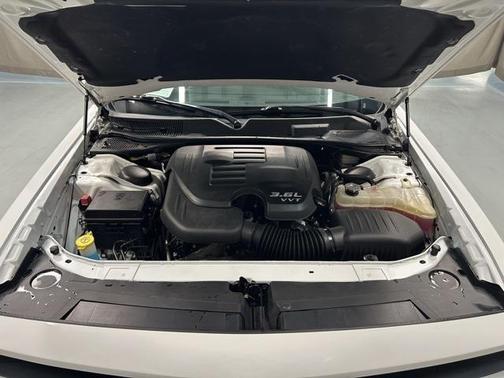 2014 Dodge Challenger SXT