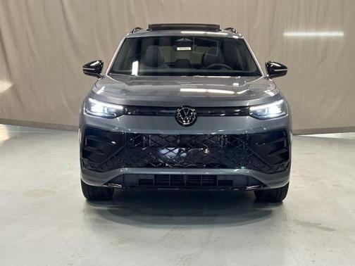 2026 Volkswagen Tiguan 2.0T SE R-Line Black 4MOTION