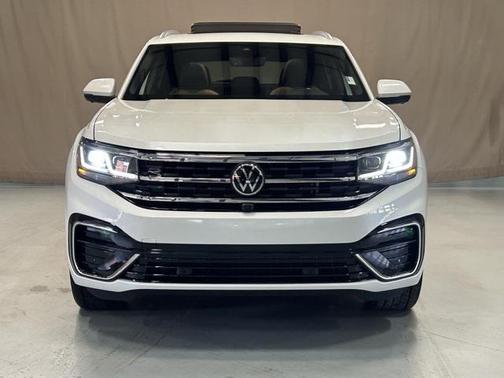 2022 Volkswagen Atlas Cross Sport 3.6L V6 SEL Premium R-Line