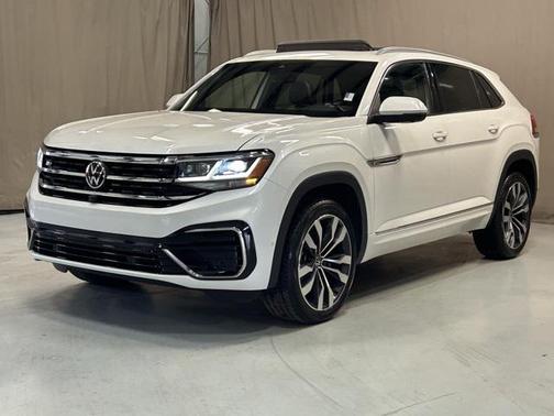 2022 Volkswagen Atlas Cross Sport 3.6L V6 SEL Premium R-Line