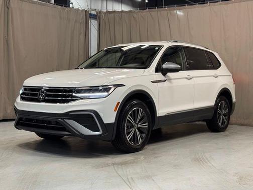 Opal White Pearl 2024 Volkswagen Tiguan 2.0T Wolfsburg Edition