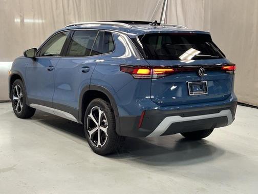 2025 Volkswagen Tiguan 2.0T SE 4MOTION