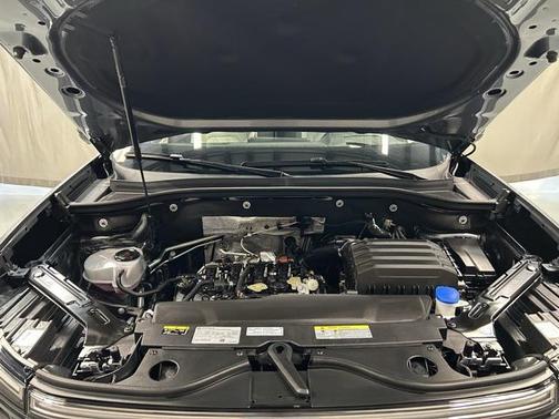 2024 Volkswagen Atlas Cross Sport 2.0T SEL Premium