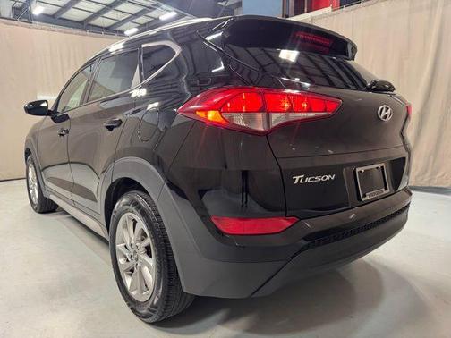 Black Noir Pearl 2018 Hyundai TUCSON SEL