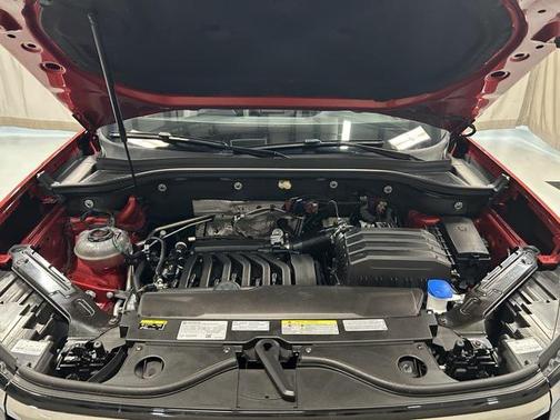 2022 Volkswagen Atlas Cross Sport 3.6L V6 SEL Premium R-Line