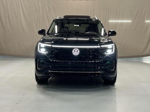 2025 Volkswagen Atlas 2.0T SEL Premium R-Line 4MOTION