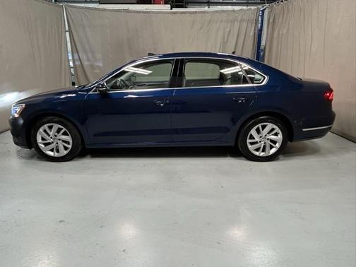 2018 Volkswagen Passat 2.0T SE