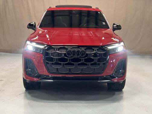 2025 Audi SQ7 4.0T Premium Plus