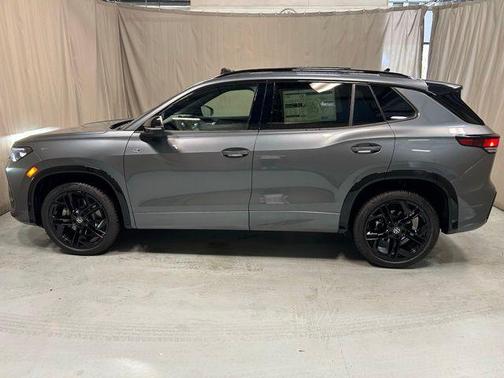 2025 Volkswagen Tiguan 2.0T SE R-Line Black 4MOTION