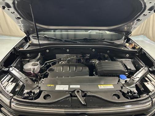 2025 Volkswagen Atlas 2.0T SEL Premium R-Line 4MOTION