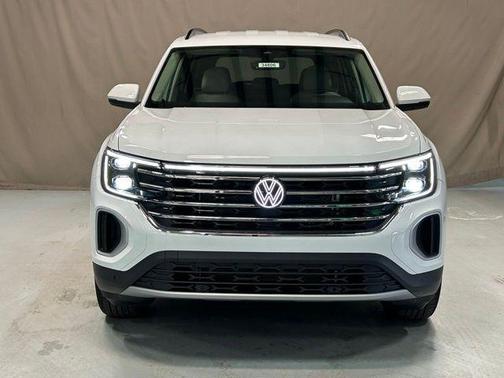 2025 Volkswagen Atlas 2.0T SE w/Technology 4MOTION