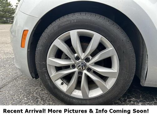 2013 Volkswagen Beetle 2.0L TDI