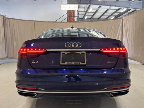 Navarra Blue Metallic 2020 Audi A4 45 Premium Plus
