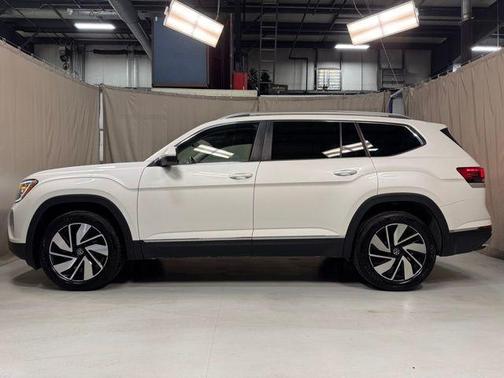 2025 Volkswagen Atlas 2.0T SEL
