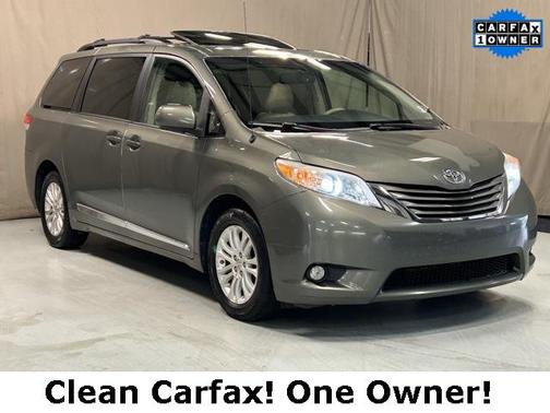 2011 Toyota Sienna XLE