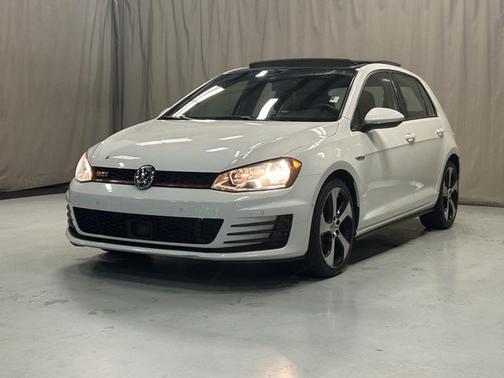 2016 Volkswagen Golf GTI 2.0T SE 4-Door