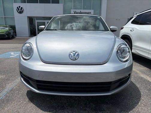 Reflex Silver Metallic 2014 Volkswagen Beetle 2.5L