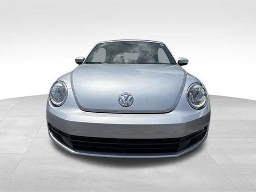 Reflex Silver Metallic 2014 Volkswagen Beetle 2.5L