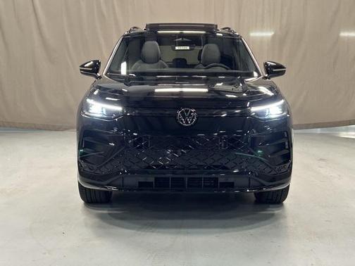 2026 Volkswagen Tiguan 2.0T SE R-Line Black 4MOTION