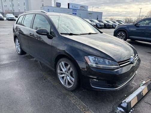 2015 Volkswagen Golf SportWagen TDI SEL 4-Door